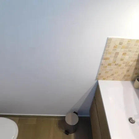 شقة Magnificent 4-bedroom 